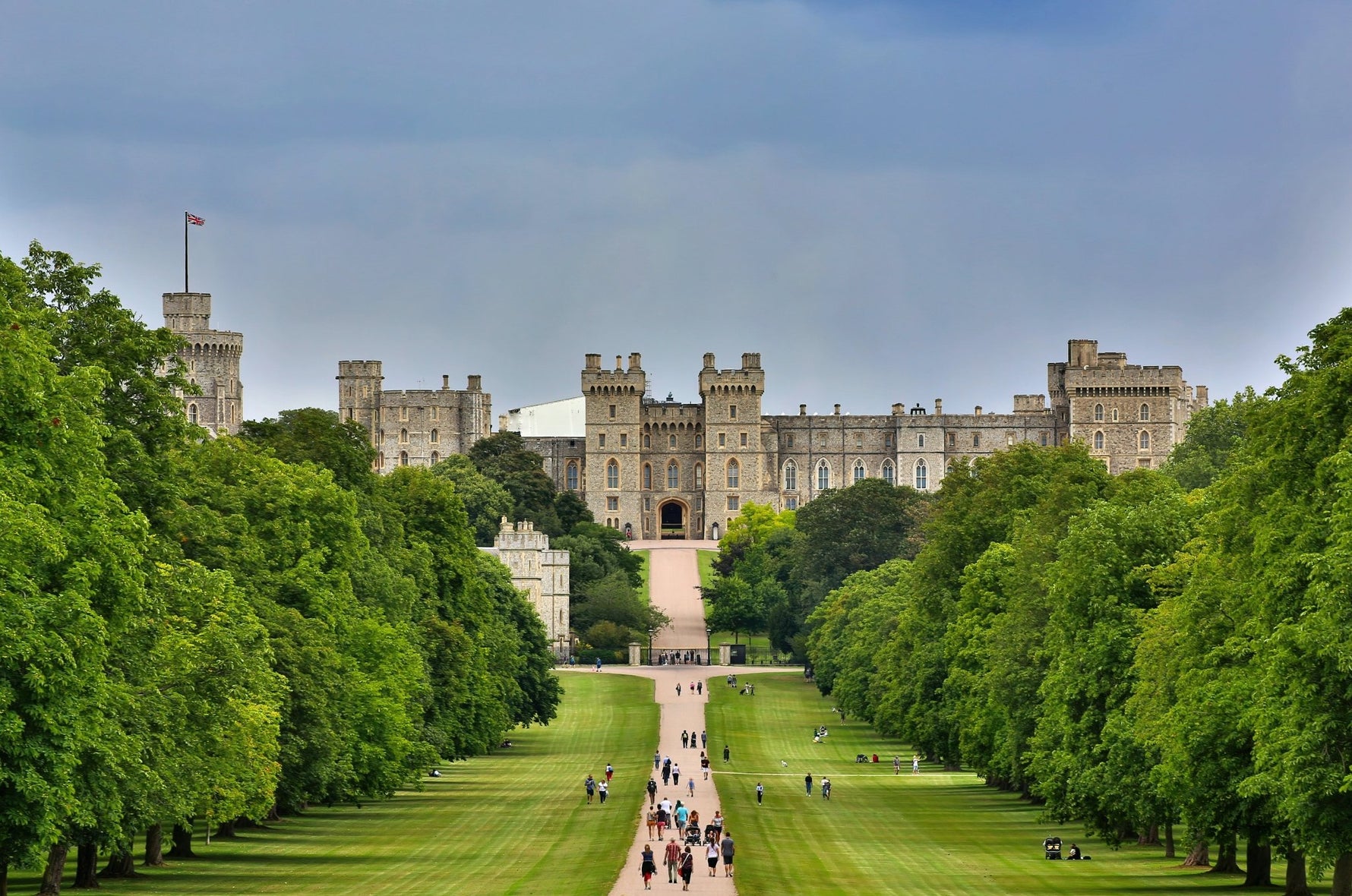 英国白金汉宫、温莎城堡自助游｜深度英国皇室之旅 - RobinGO Tours
