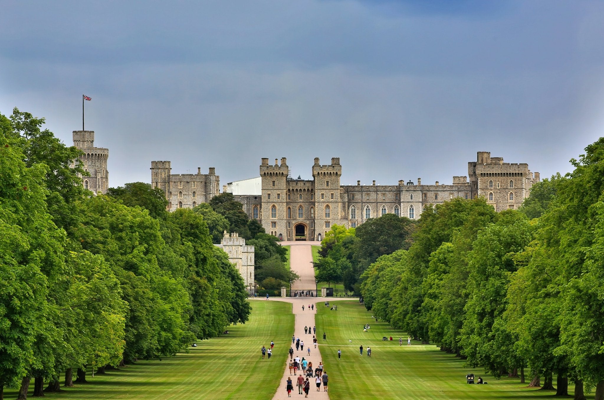 英国白金汉宫、温莎城堡自助游｜深度英国皇室之旅 - RobinGO Tours
